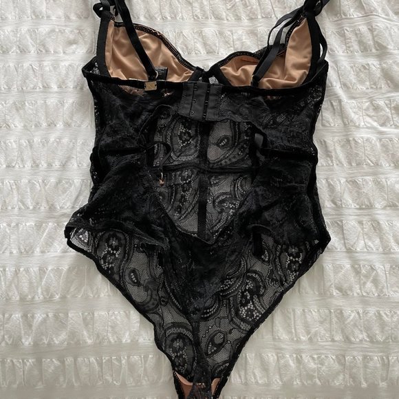 For Love and Lemons Lace Black bodysuit - Picture 2 of 3